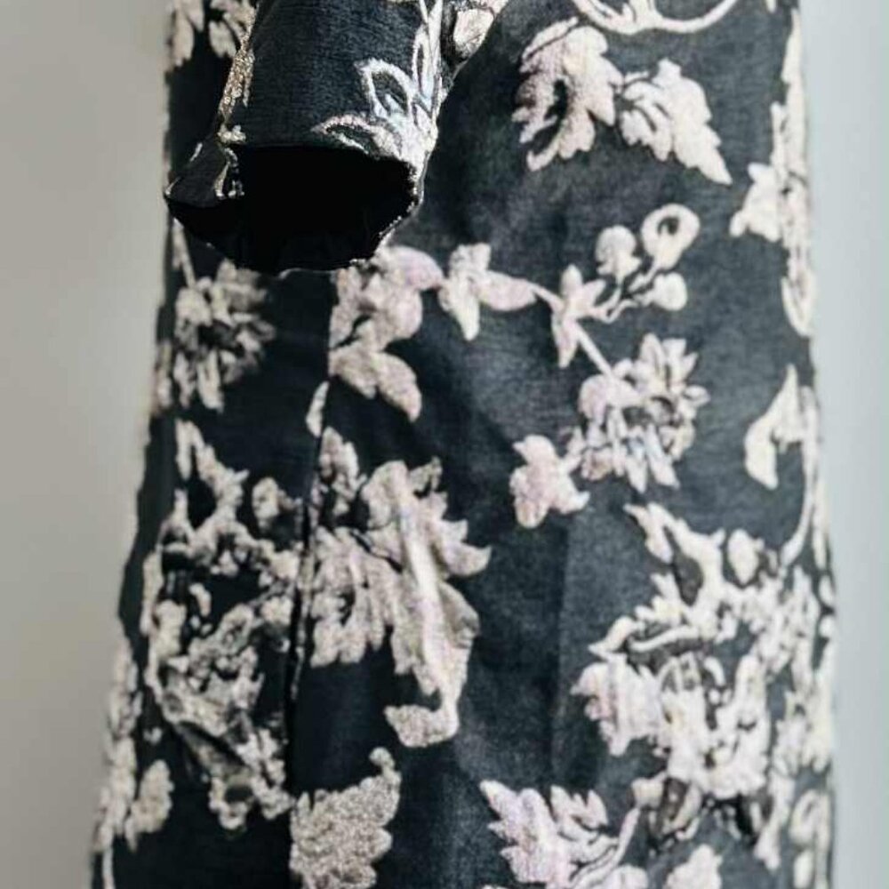 Luisa Cerano Charcoal Metallic Floral Jacquard Shift Dress with Pockets – US 12 - Picture 7 of 13